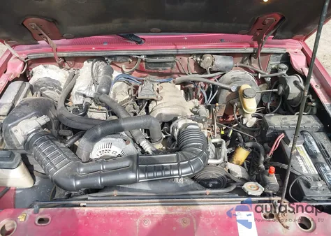 1994 Ford Ranger z USA, uszkodzony, nr VIN 1FTCR11U0RTA95519